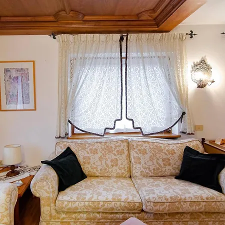 Ca Enrosadira Primo Piano Apartment San Vito di Cadore